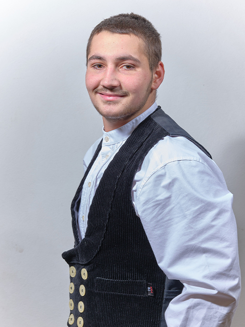 Uwe Maier Holbau GmbH – Robin Zarbock